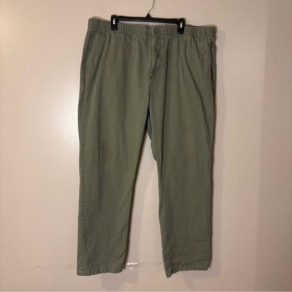 Old Navy Men’s 90s Straight Stretch Waist Chino pants size XXL